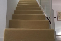 teppich-auf-treppe-und-korridor-auswechseln